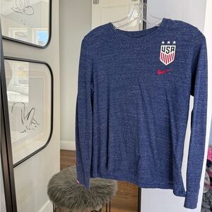 Nike USA soccer long sleeve tee, size medium